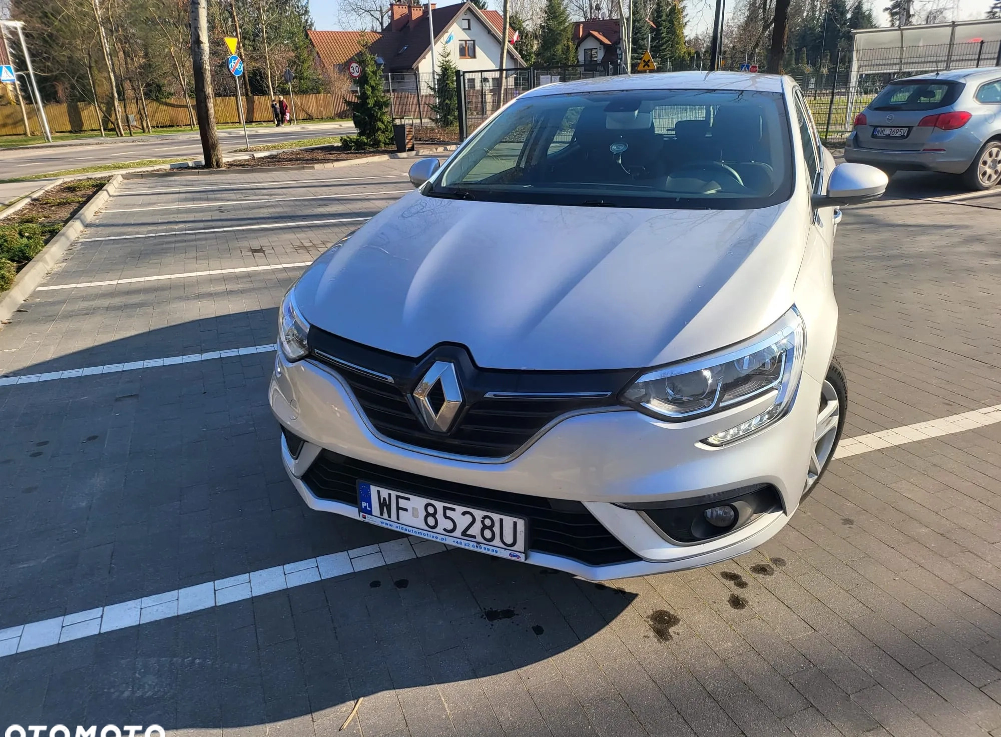 Renault Megane cena 47500 przebieg: 84376, rok produkcji 2020 z Marki małe 596